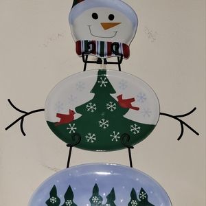Prince House snowman plate  wall decor. 4 cardinals in winter scene.